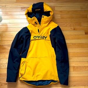 Oakley Yellow and Black Ski Jacket